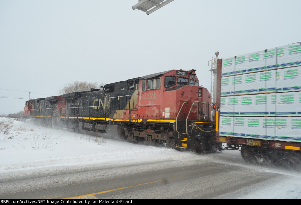 CN 2521